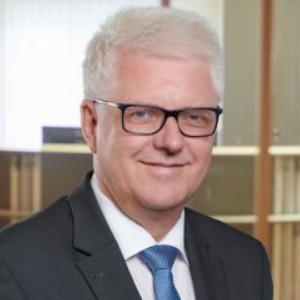 Dipl.-Ing. (FH) Herbert Schlag Geschäftsführer, Steuerberater